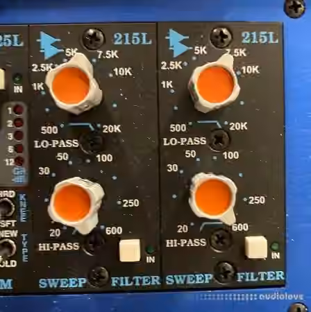 PastToFutureReverbs API 215L Sweep Filter